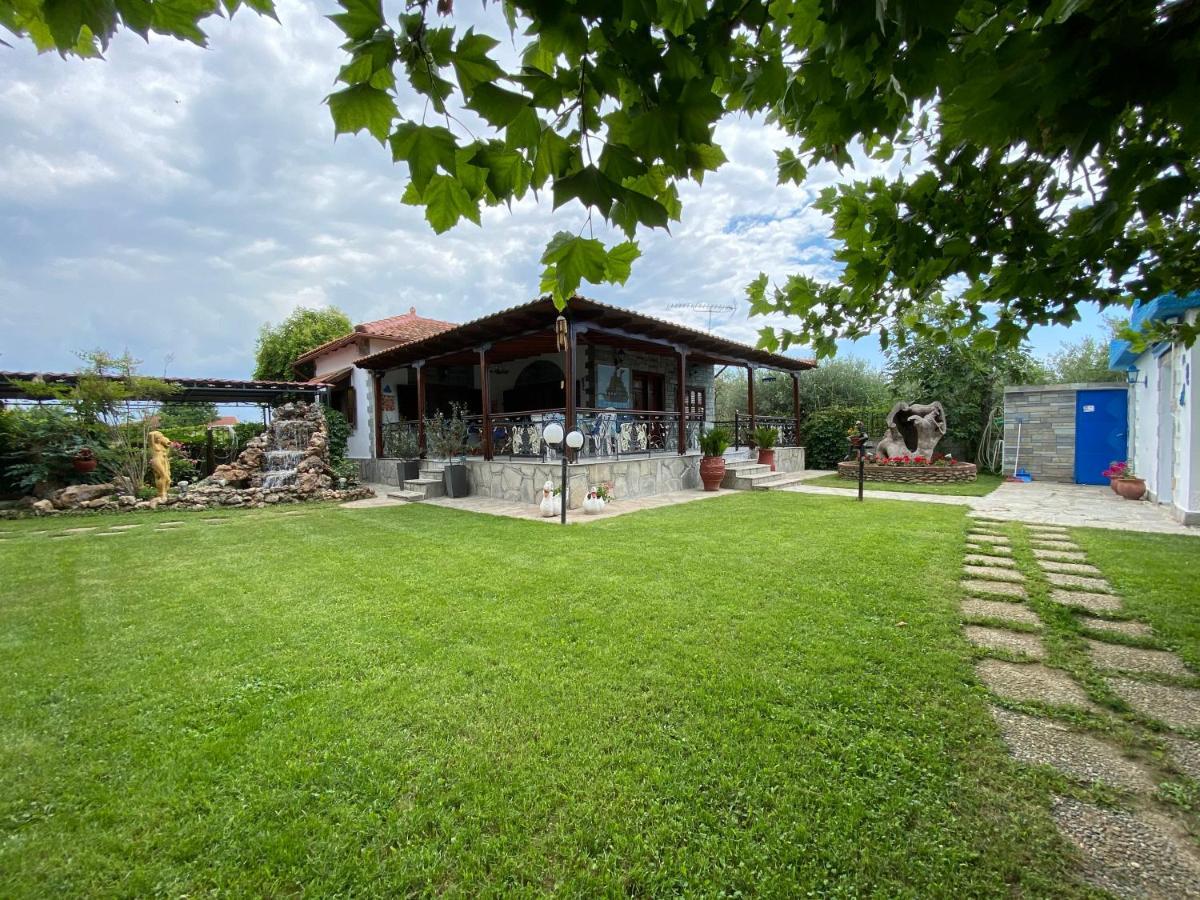 Beachfront Cottage Nea Triglia Экстерьер фото
