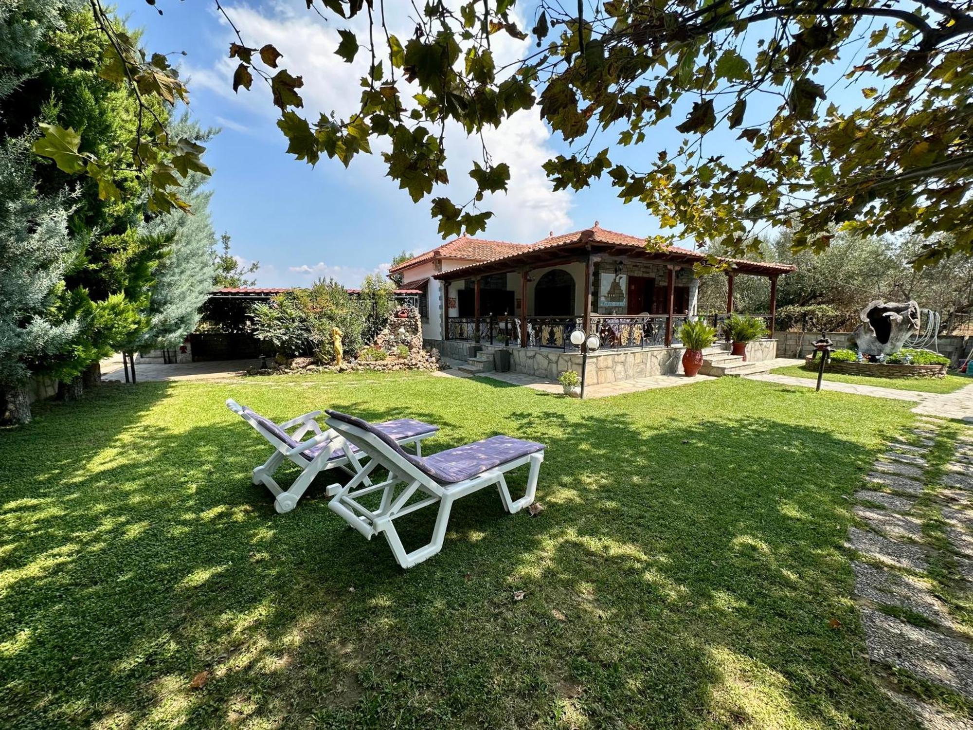 Beachfront Cottage Nea Triglia Экстерьер фото